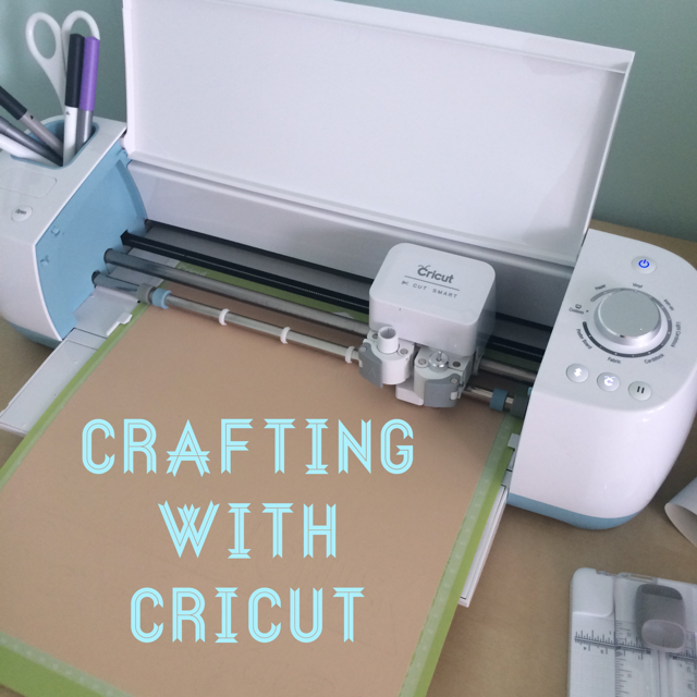 Using a Cricut for Paper, Vinyl and more DIY projects