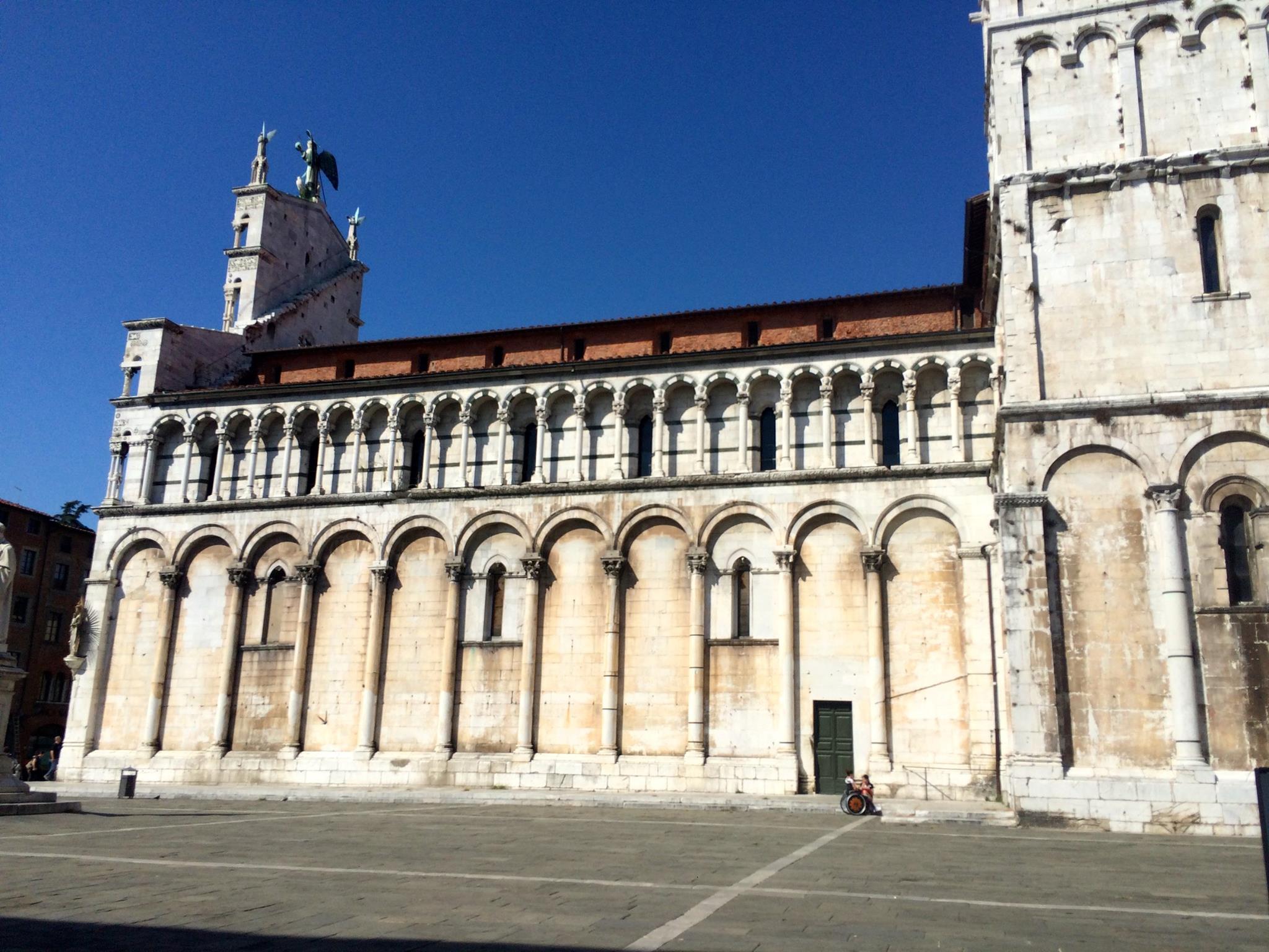 Lucca, Italy - A Trip to Tuscany, Itlay - The Pike's Place