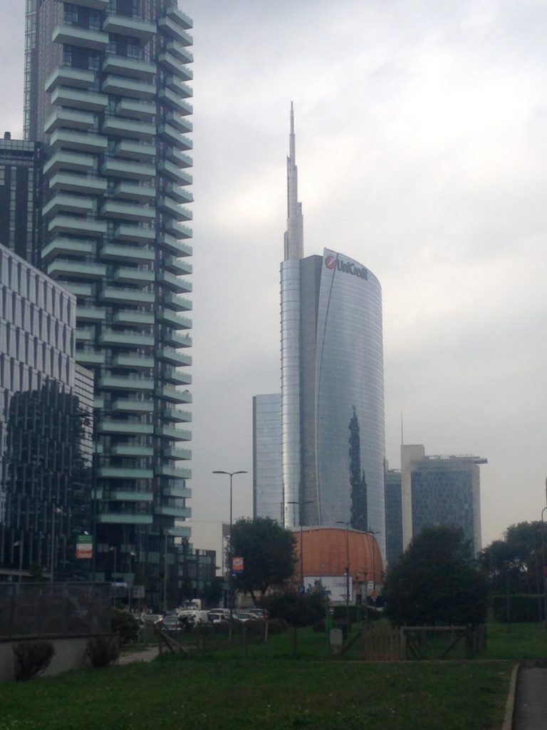 Modern Milan, Italy - A Day in Milan, The Pike's Place