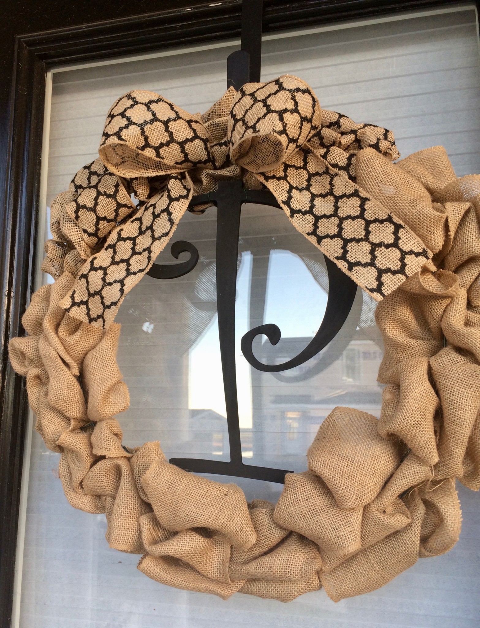 How to Make A Personalized Fall Burlap Wreath