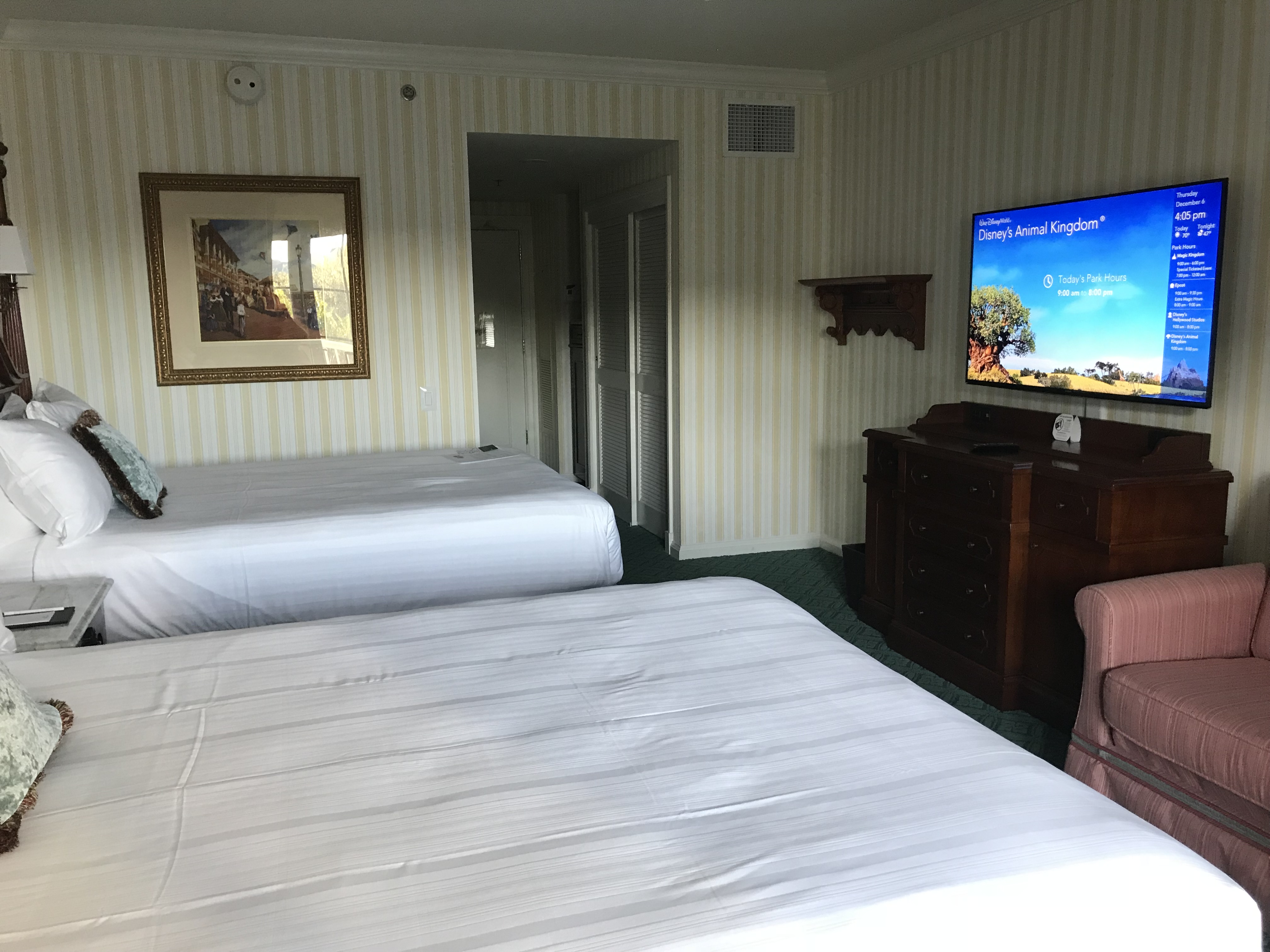 Where To Stay For runDisney – The Boardwalk
